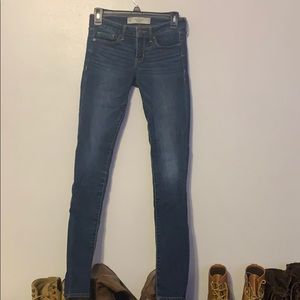 Skinny jeans